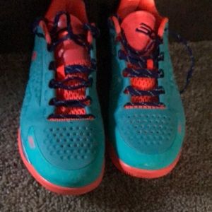 SC 1’s select camp no rips or holes great basketball shoe